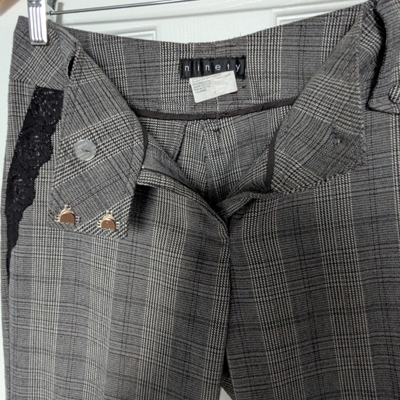 Ninety Women's (Size 8) Plaid/Houndstooth Flared Pants w/ Black Lace Accents - Picture 2 of 16